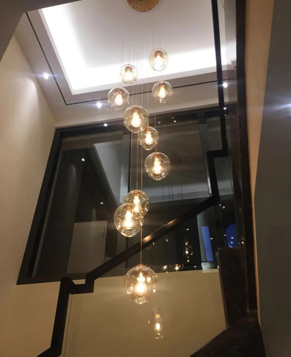 Lámpara de araña de cristal en espiral larga de diseñador nórdico, accesorio de iluminación decorativo de lujo moderno para escalera/pasillo