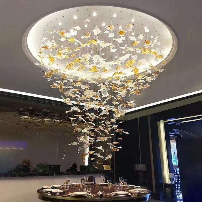Lampadario in vetro di grandi dimensioni con foglia d'acero autunnale dal design artistico per tavolo da pranzo/corridoio/lampada da ingresso